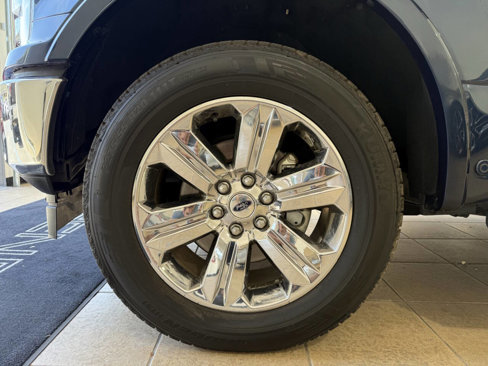 Used 2018 Ford F150 Lariat w/ Equipment Group 502A Luxury image 9