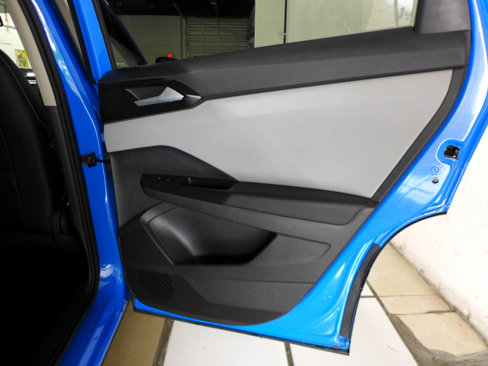 Used 2022 Volkswagen Taos SE w/ Panoramic Sunroof Package image 65