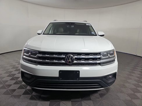 Used 2019 Volkswagen Atlas SE w/ Panoramic Sunroof Package image 2