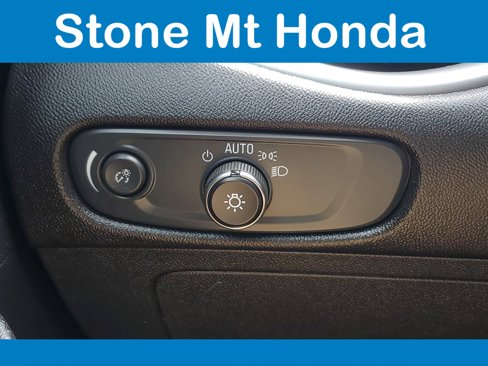 Used 2024 Chevrolet Malibu LT image 34
