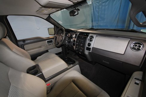 Used 2010 Ford F150 XLT image 17