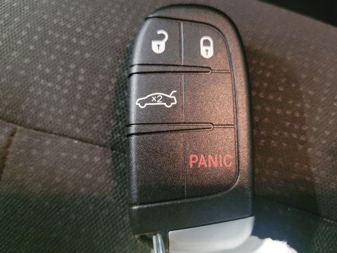 Used 2015 Chrysler 200 Limited image 32