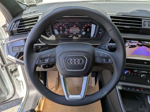 New 2025 Audi Q3 2.0T Premium image 10