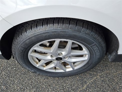 Used 2023 Ford Edge SEL image 17