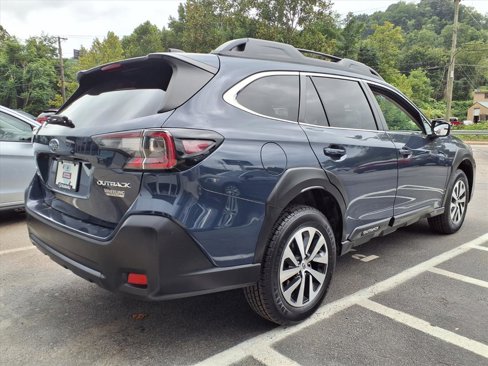 Certified 2023 Subaru Outback Premium image 4