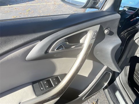 Used 2015 Buick Verano image 20