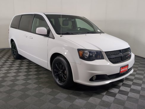 Used 2019 Dodge Grand Caravan SXT w/ Blacktop Package image 1