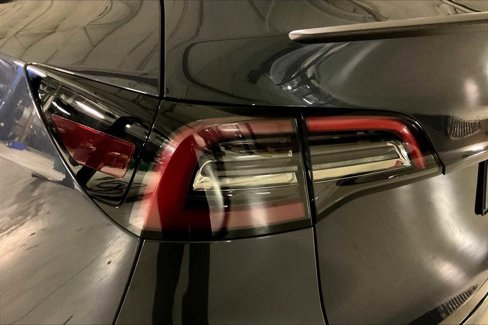 Used 2021 Tesla Model Y Performance image 26