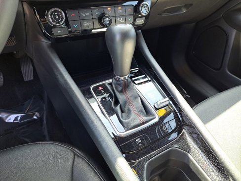 Used 2024 Jeep Compass Trailhawk image 14