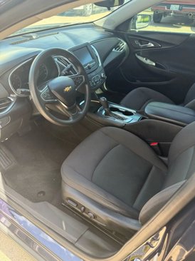 Used 2017 Chevrolet Malibu LT image 7