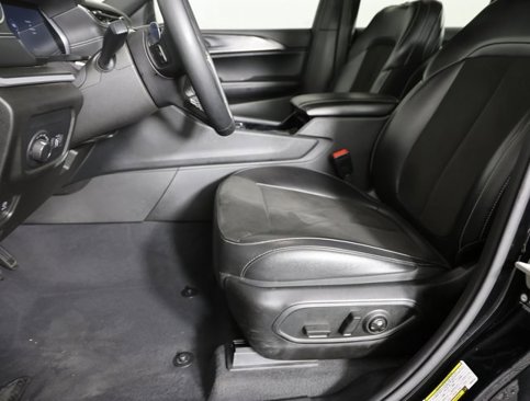 Used 2023 Jeep Grand Cherokee L Laredo image 13