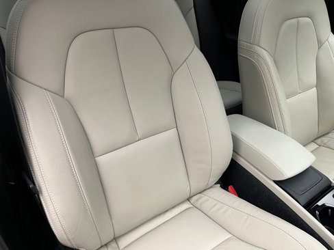 Used 2019 Porsche Macan image 34