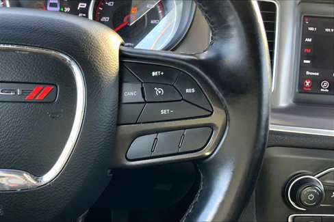 Used 2022 Dodge Charger SXT image 24