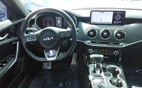 Used 2022 Kia Stinger GT-Line image 21