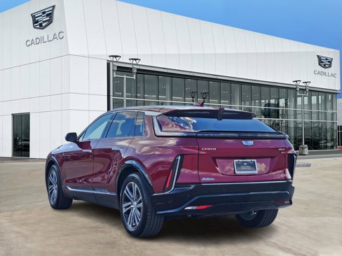 New 2025 Cadillac Lyriq Luxury image 4