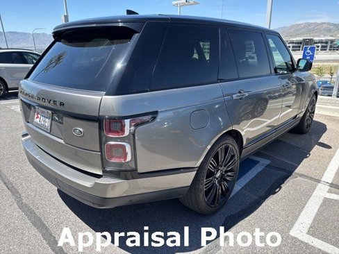 Used 2020 Land Rover Range Rover Long Wheelbase HSE image 3