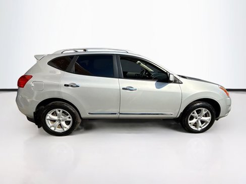 Used 2011 Nissan Rogue SV w/ Premium Pkg image 5