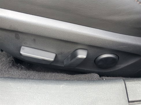 Used 2023 MAZDA MAZDA3 s image 19
