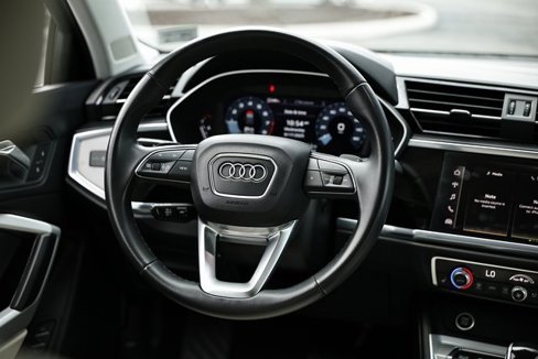 Used 2024 Audi Q3 2.0T Premium Plus image 27