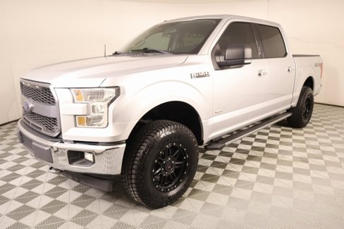 Used 2017 Ford F150 XLT w/ Equipment Group 302A Luxury image 11