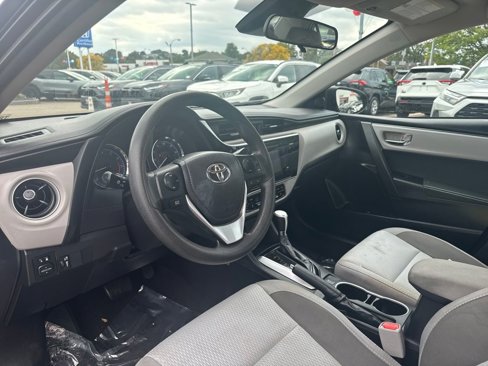 Used 2017 Toyota Corolla LE image 13