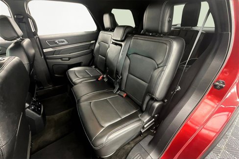 Used 2016 Ford Explorer Limited image 26