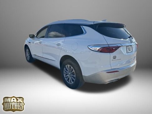 Used 2023 Buick Enclave Essence image 6