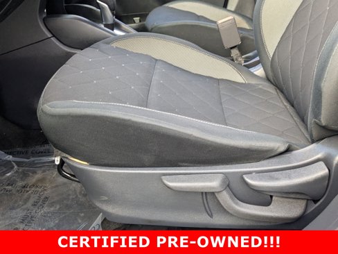 Certified 2020 Nissan Kicks S image 14