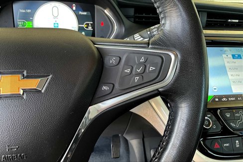 Used 2019 Chevrolet Bolt Premier w/ Infotainment Package image 23