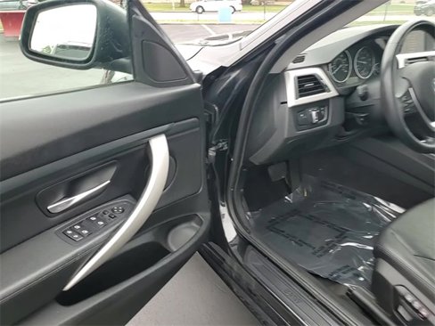 Used 2014 BMW 328i Gran Turismo xDrive image 8