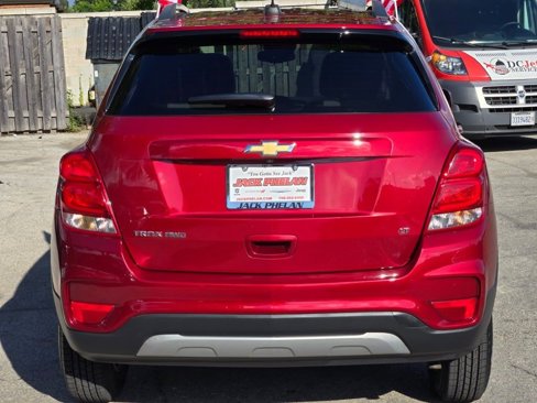 Used 2020 Chevrolet Trax LT w/ LT Convenience Package image 10