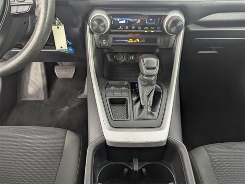 Used 2023 Toyota RAV4 LE image 27