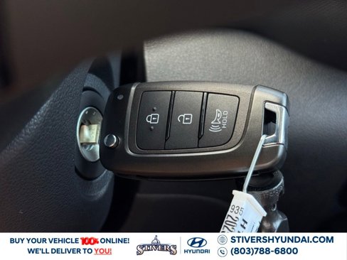 New 2025 Hyundai Venue SE image 27