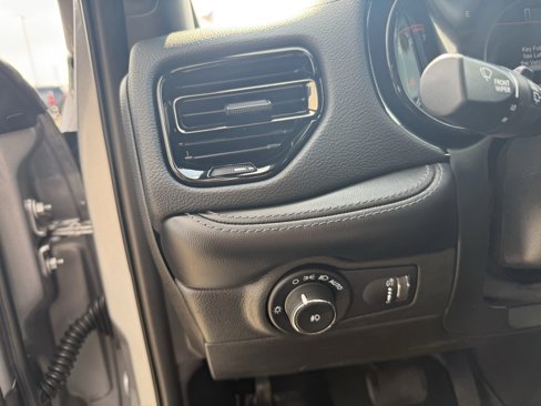 Used 2021 Dodge Durango GT image 31
