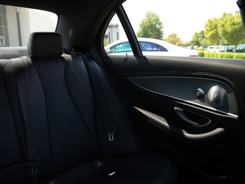 Certified 2019 Mercedes-Benz E 300 4MATIC image 44
