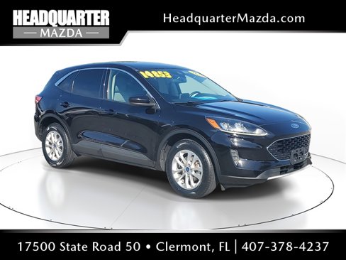 Used 2020 Ford Escape SE image 1