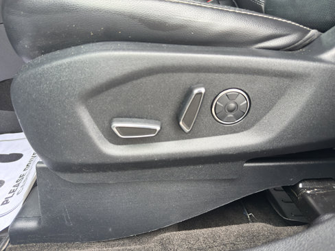 Certified 2018 Ford Explorer Limited w/ Equipment Group 301A image 19