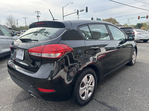 Used 2017 Kia Forte LX image 7