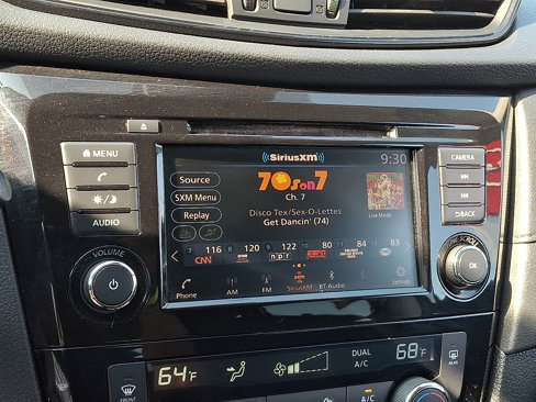 Used 2019 Nissan Rogue SV image 16