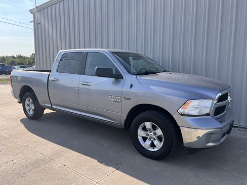 Used 2021 RAM 1500 Classic SLT image 7