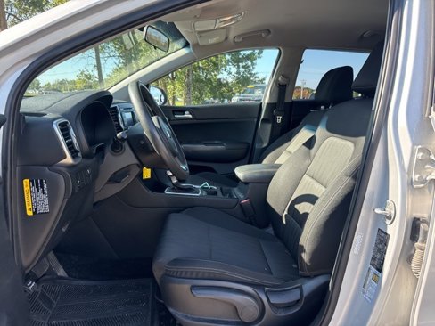 Used 2017 Kia Sportage LX image 4