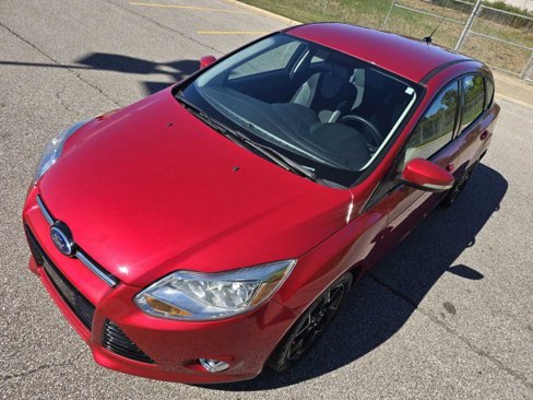 Used 2012 Ford Focus SE w/ SE Sport Pkg image 16