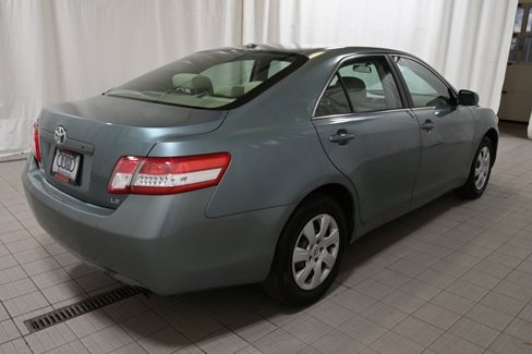 Used 2011 Toyota Camry image 11