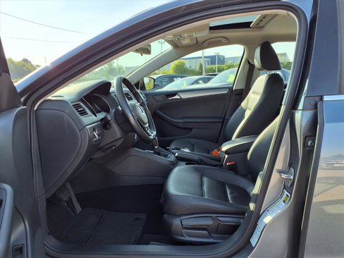 Used 2015 Volkswagen Jetta SE image 22
