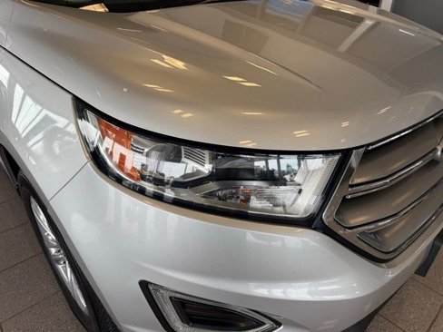 Used 2017 Ford Edge SEL w/ Equipment Group 201A image 9