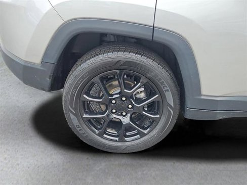 Used 2022 Jeep Compass Altitude w/ Convenience Group image 8