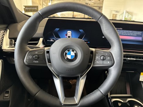 Used 2025 BMW X2 xDrive28i w/ Convenience Package image 21
