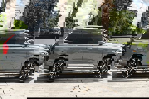 Used 2023 Volvo XC90 B6 Plus w/ Protection Package Premier image 9