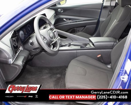 Used 2024 Hyundai Elantra SEL image 13