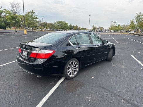 Used 2014 Honda Accord Sport image 8